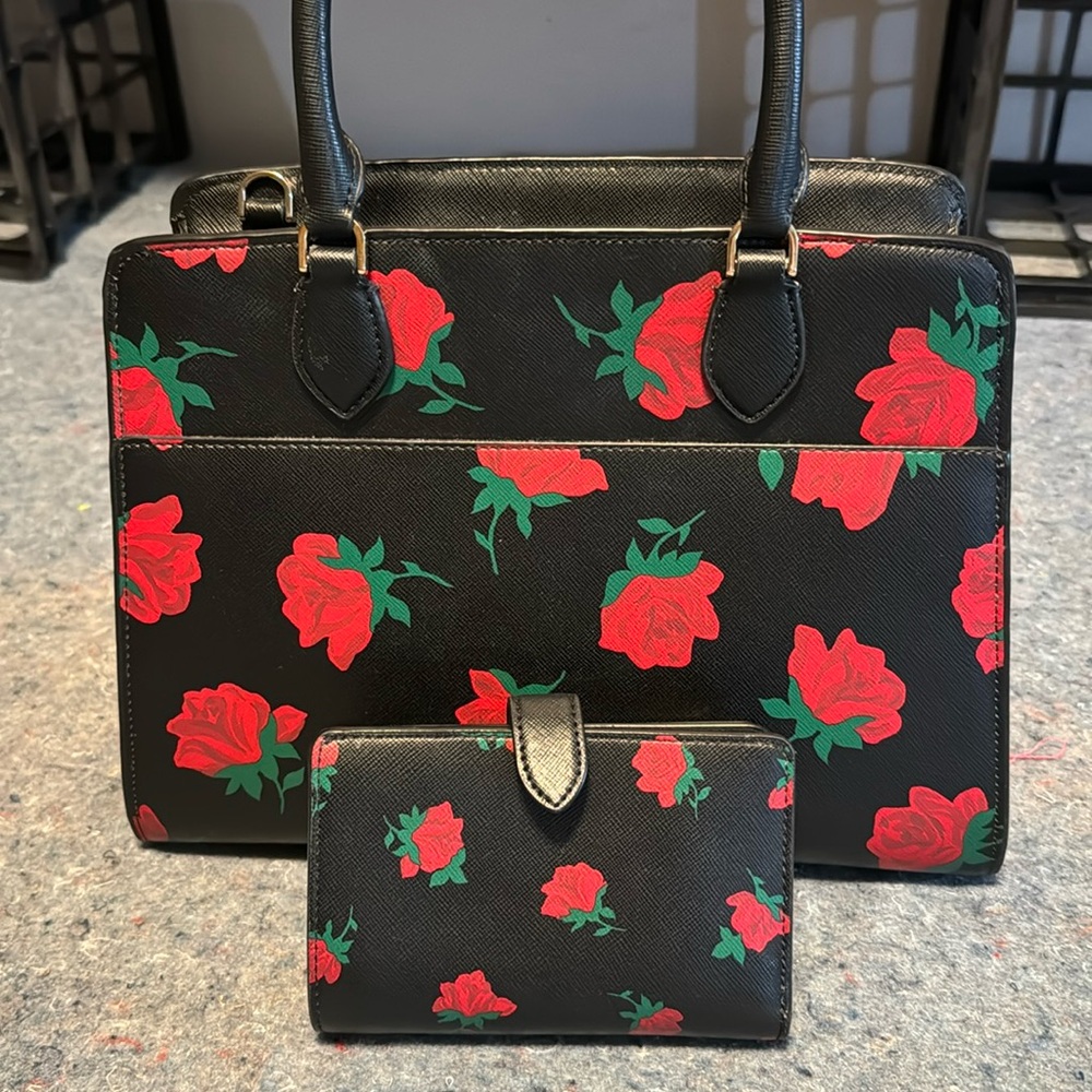 KATE SPADE PURSE & WALLET&WRISTLET - Picture 2 of 16